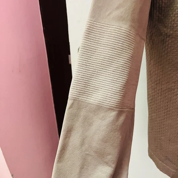 H & M sports jacket ! - Picture 3 of 10